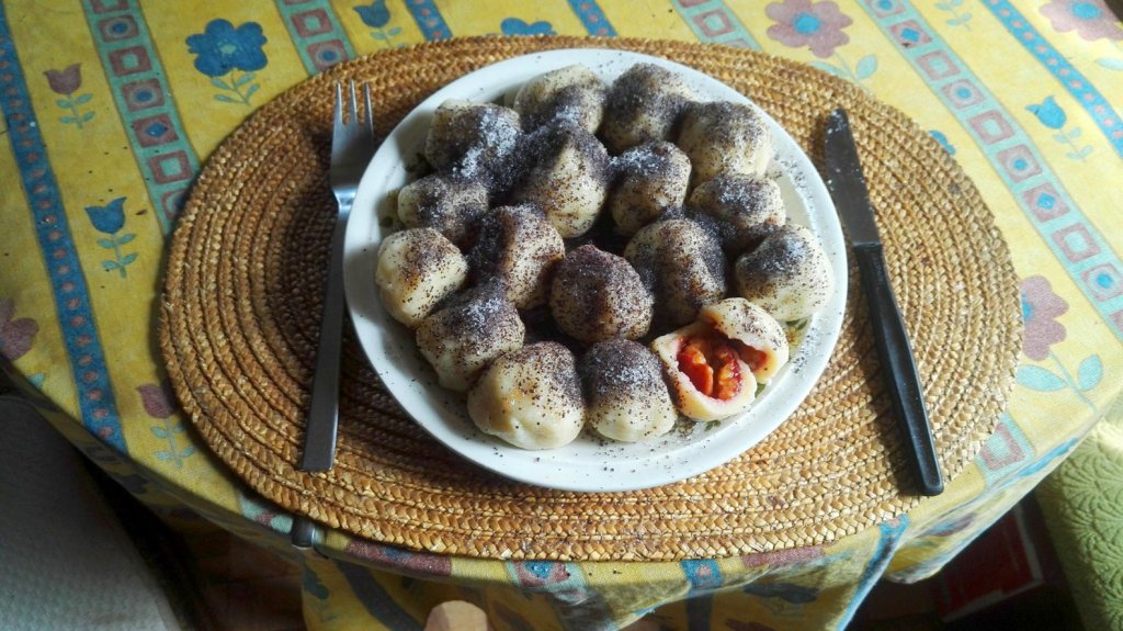 Fotka uživatele Greguša k receptu Bramborové knedlíky se švestkami