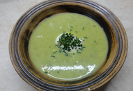 Krémová polévka ze zeleného chřestu +videorecept