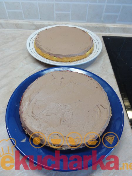 Nedělní tříbarevné dortíky